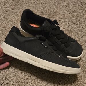 Hey Dude Tennis Shoes